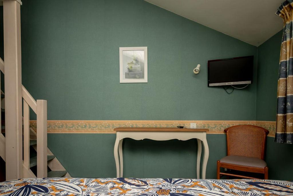 Logis Hotel Vannes Nord Le Clos Des Hortensias Locqueltas ภายนอก รูปภาพ