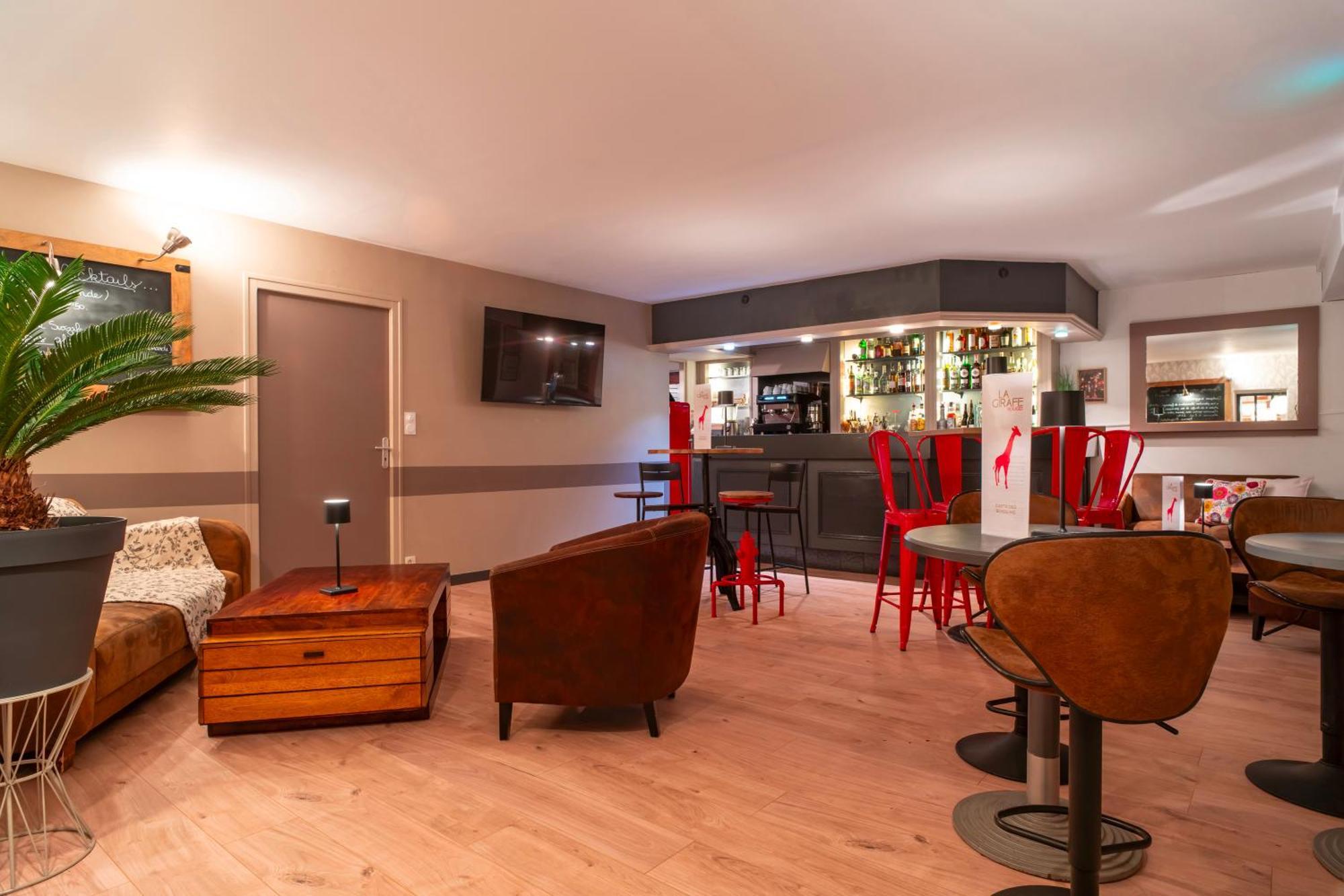 Logis Hotel Vannes Nord Le Clos Des Hortensias Locqueltas ภายนอก รูปภาพ